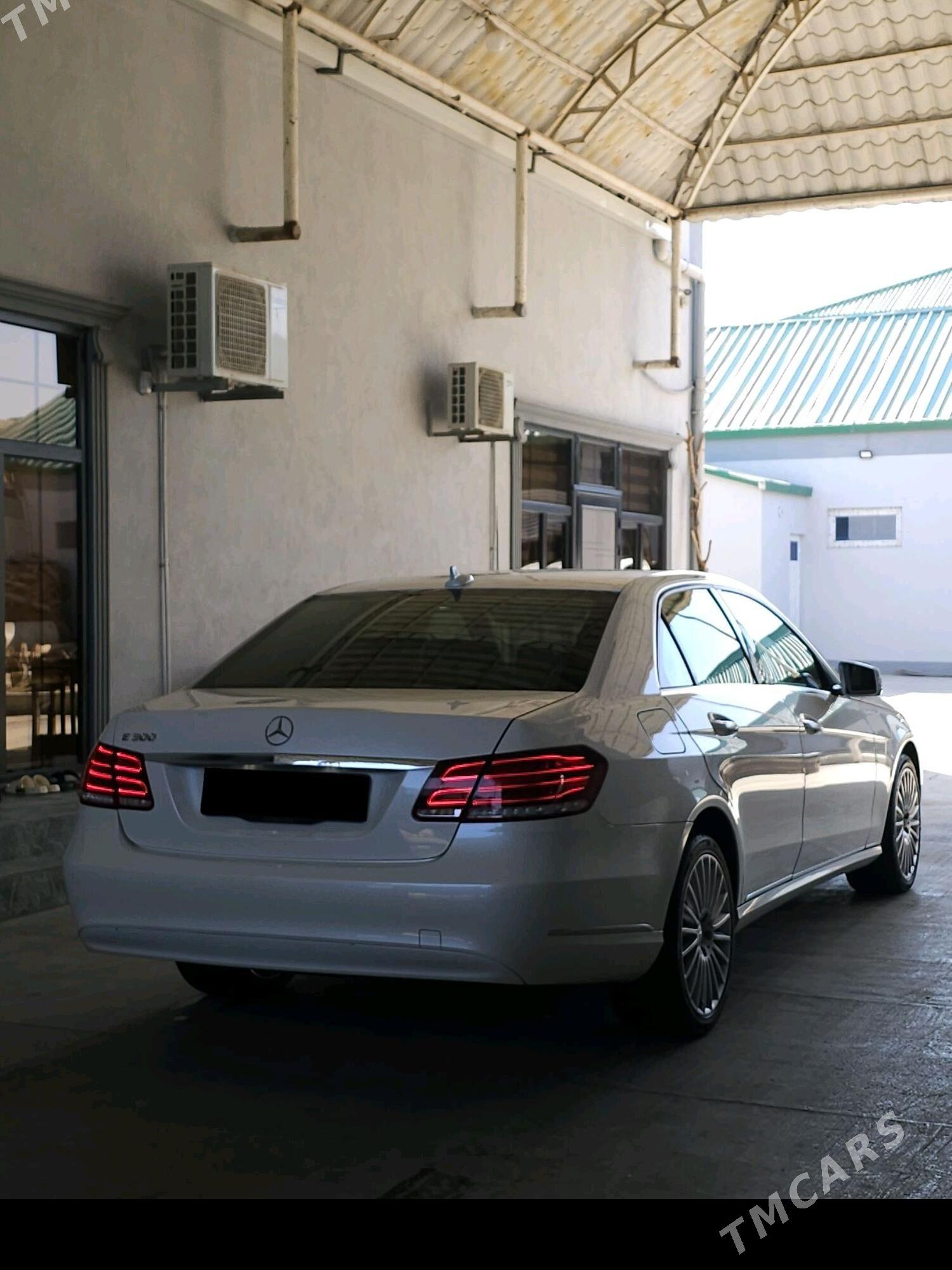 Mercedes-Benz E300 2014 - 420 000 TMT - Ашхабад - img 4