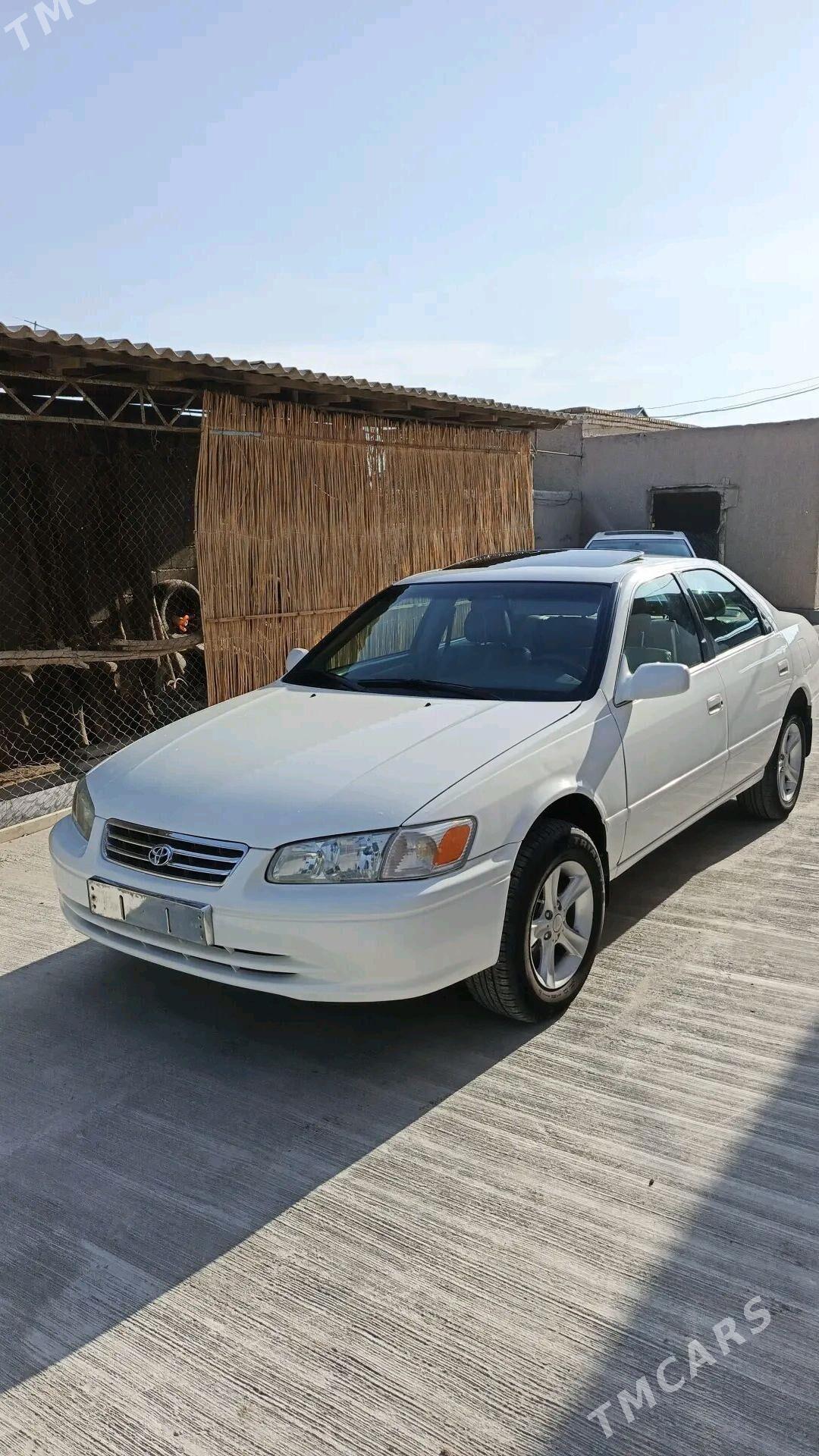 Toyota Camry 2000 - 165 000 TMT - Кёнеургенч - img 2