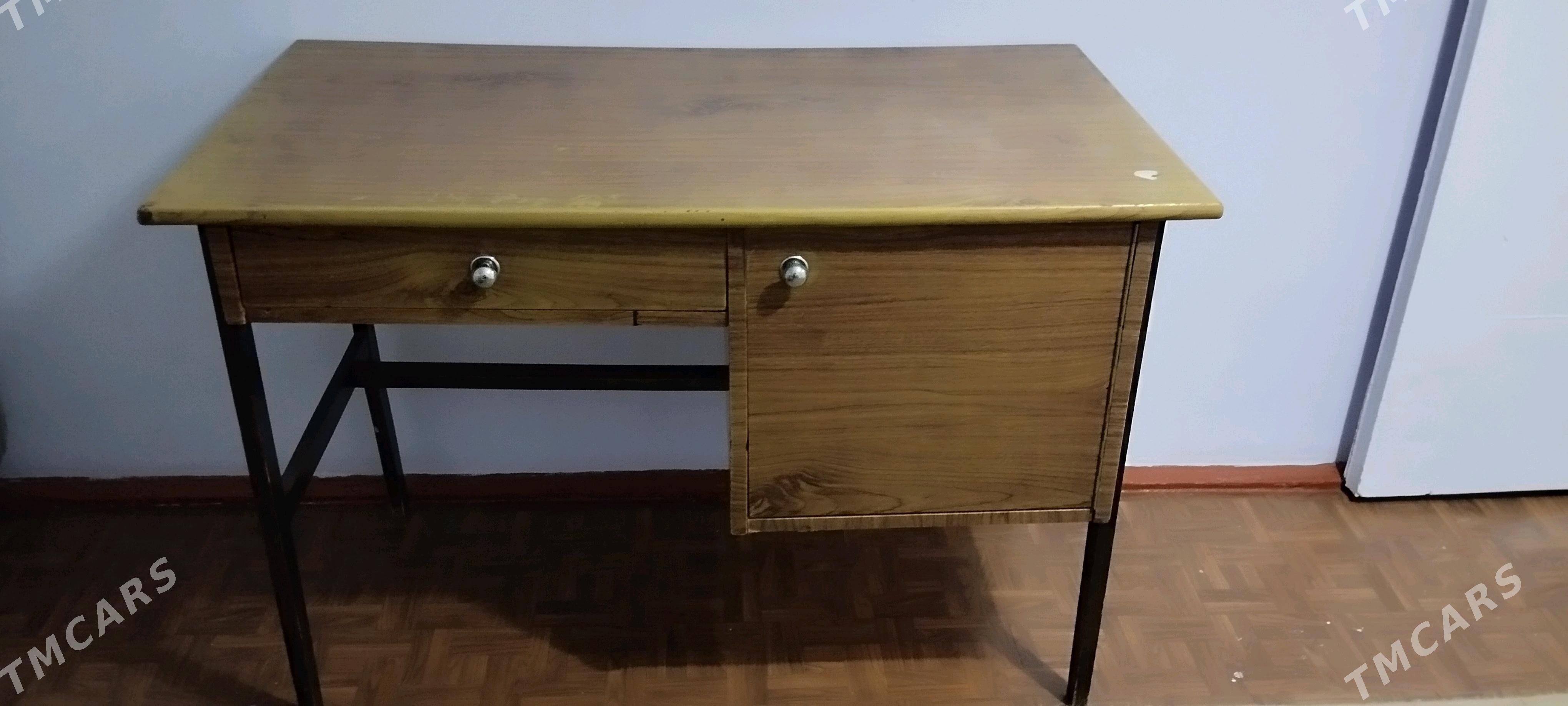 письменный стол для школьника - Дашогуз - img 1