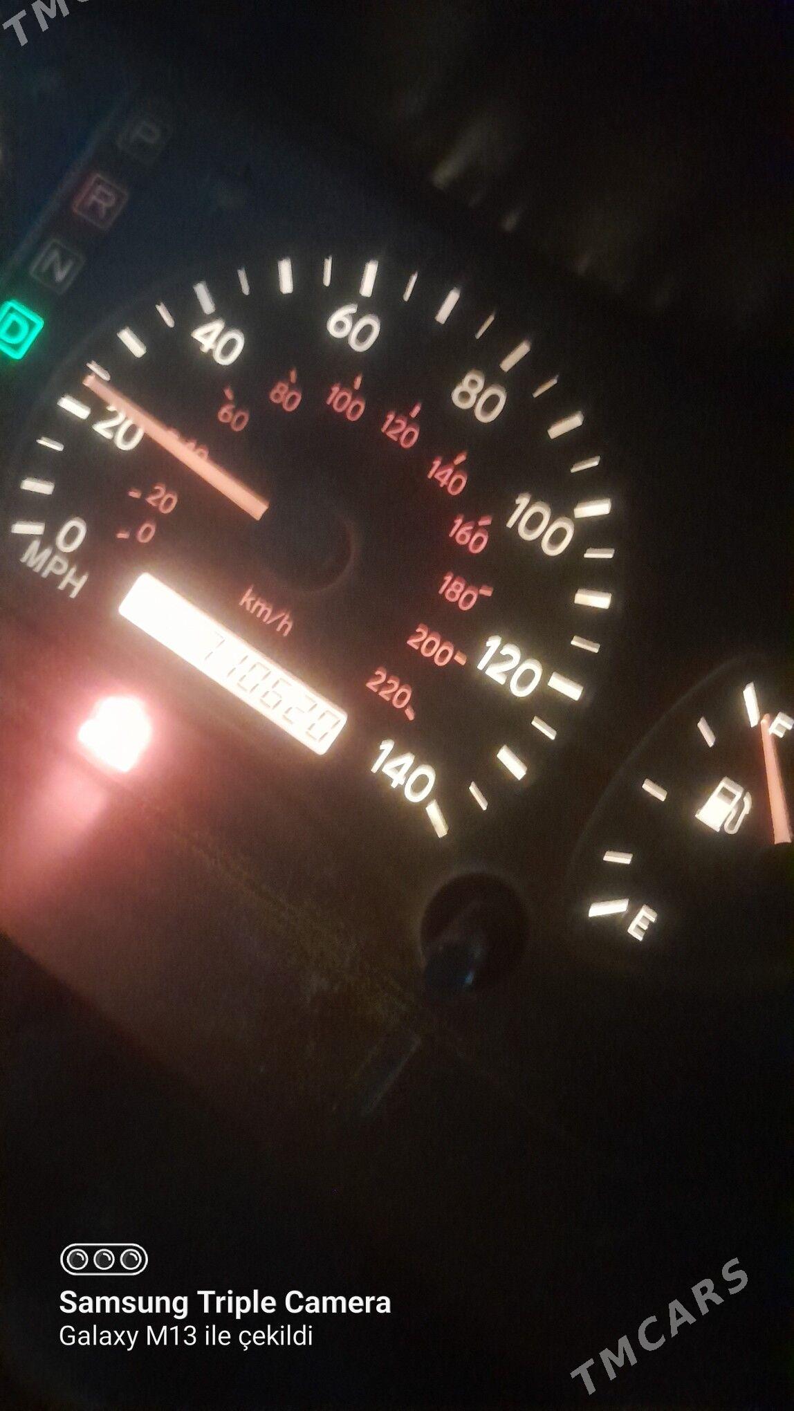 Toyota Avalon 1999 - 145 000 TMT - Мургап - img 1