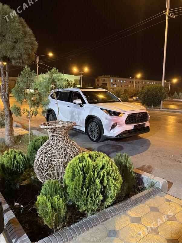 Toyota Highlander 2022 - 620 000 TMT - Балканабат - img 5