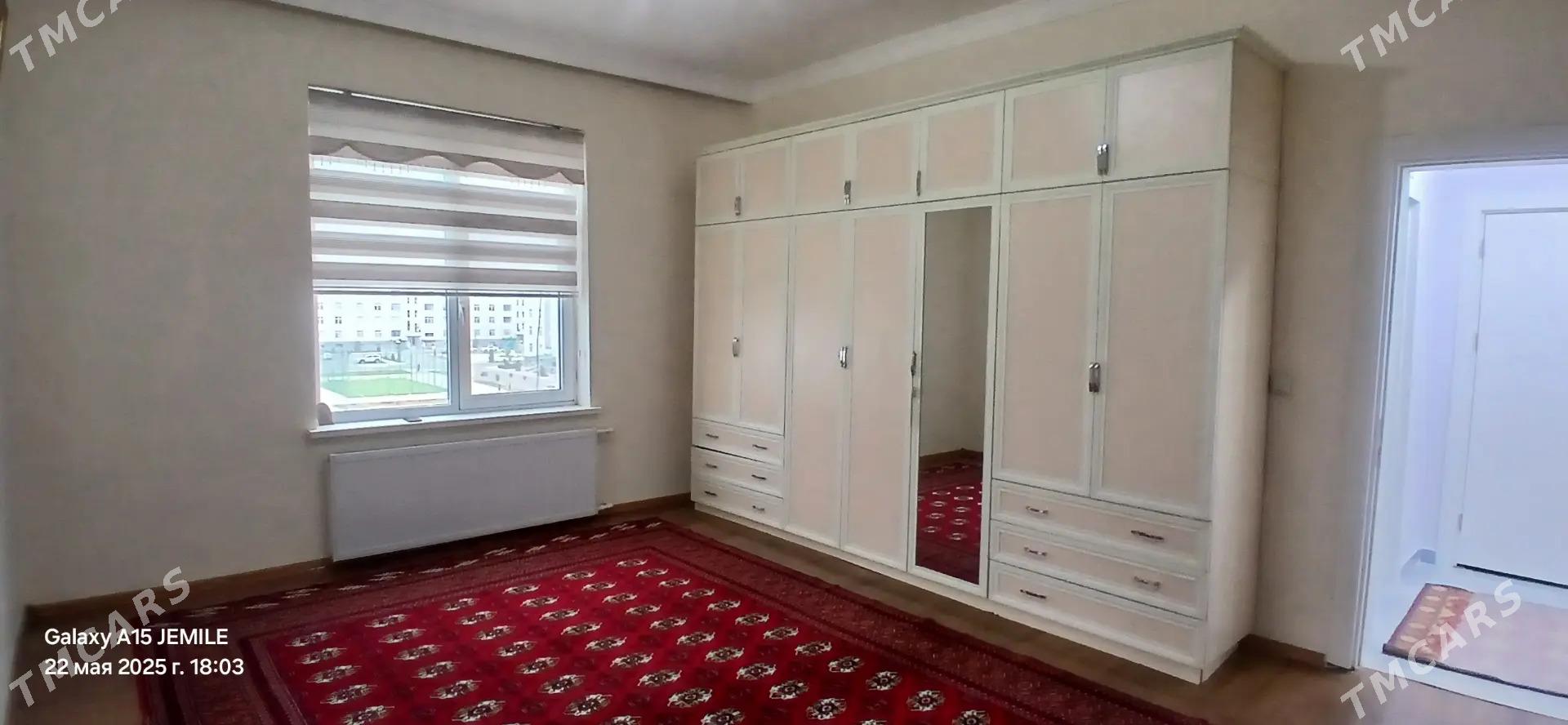 ,TYAZE GURTLY 4/4 ET 1 KOM - Gurtly - img 2