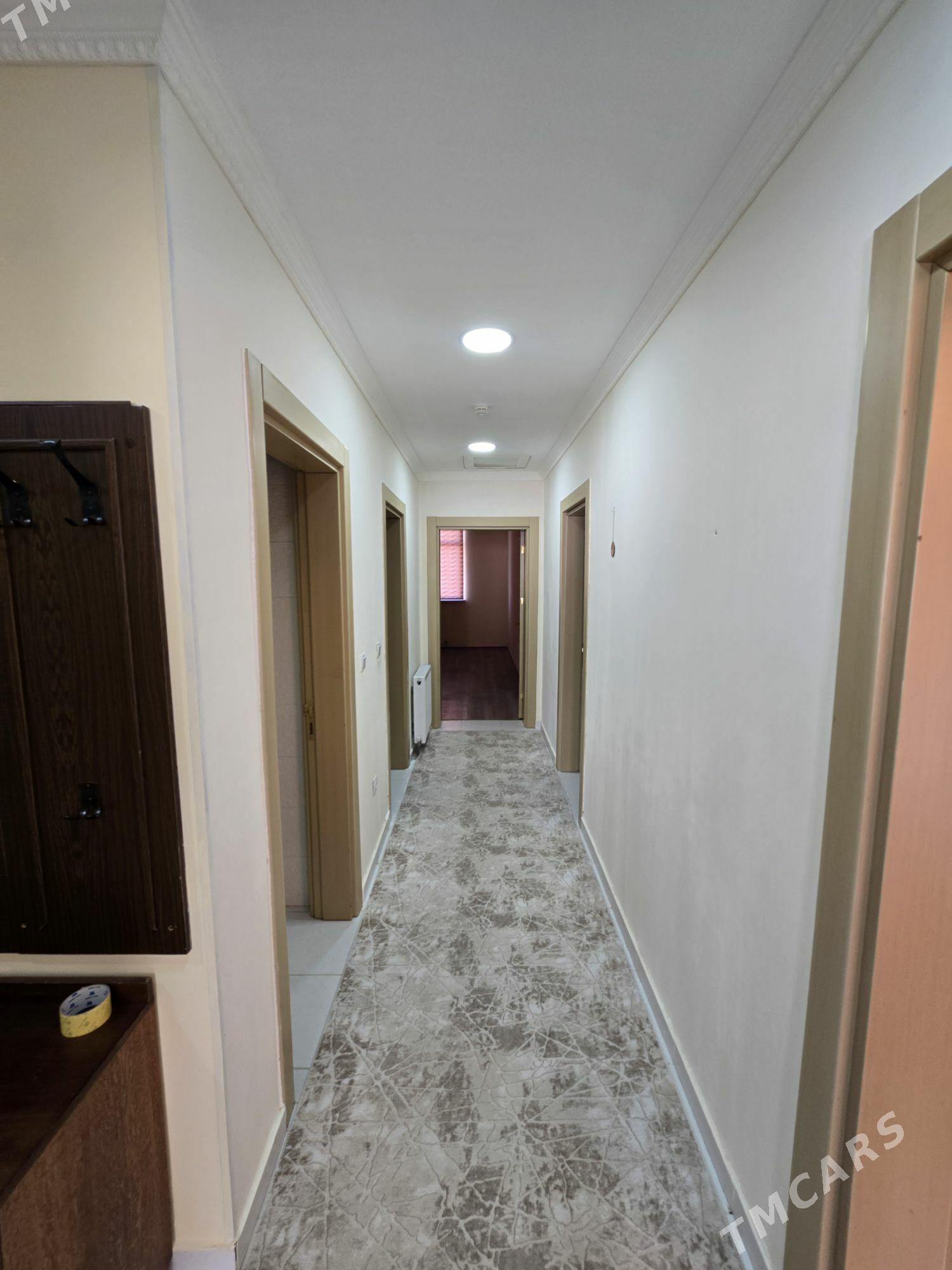 Мир 8/4 3эт 2ком 88м2 Срочно - Ашхабад - img 4