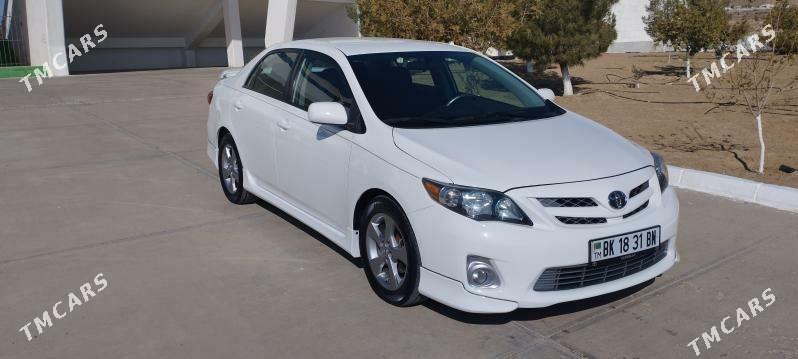 Toyota Corolla 2013 - 200 000 TMT - Балканабат - img 1