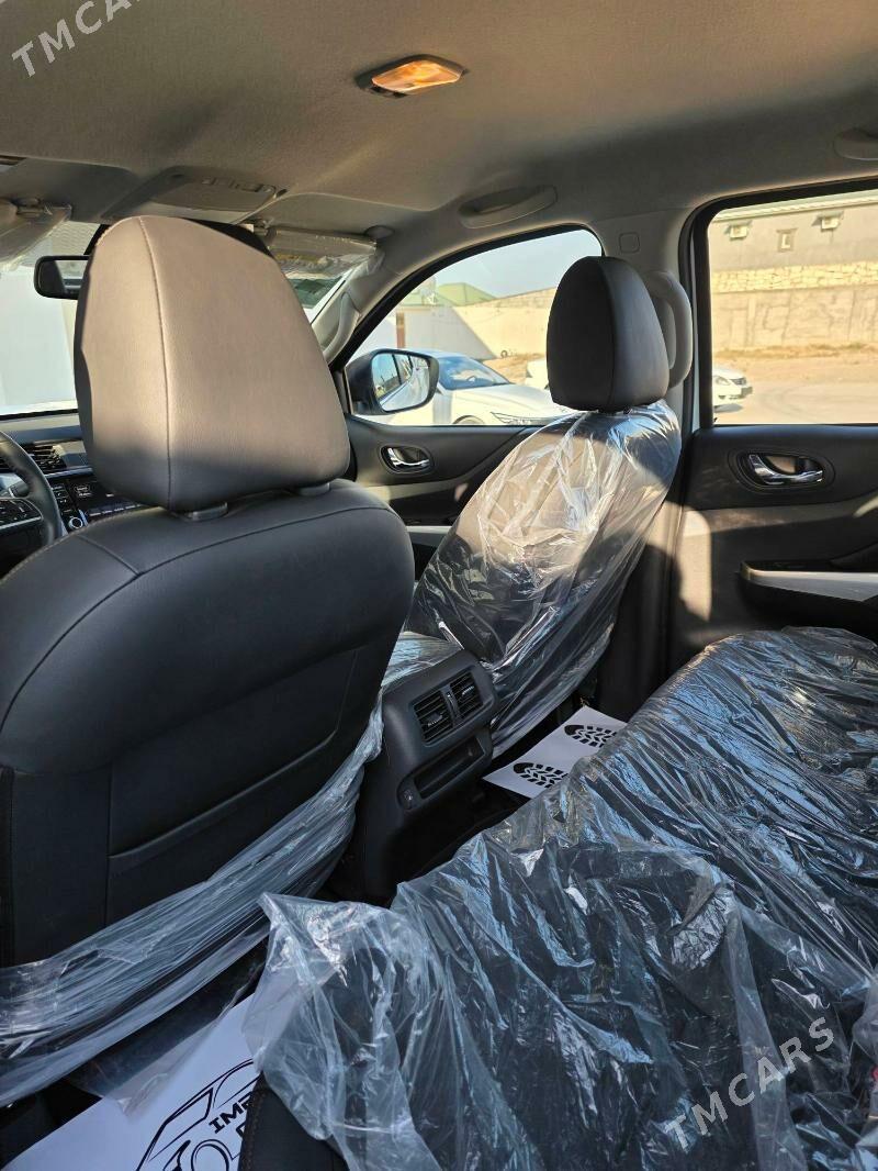 Nissan Navara 2025 - 450 000 TMT - Балканабат - img 8