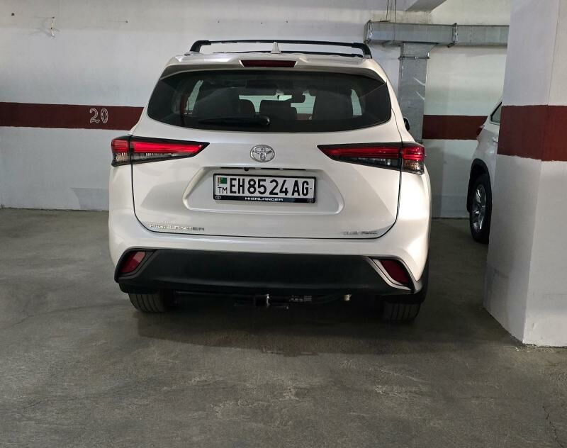 Toyota Highlander 2022 - 644 000 TMT - Podwoýski köç. (Bitarap Türkmenistan şaýoly) - img 9