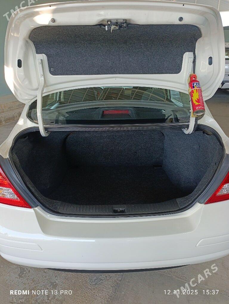 Nissan Versa 2010 - 139 000 TMT - Ашхабад - img 4