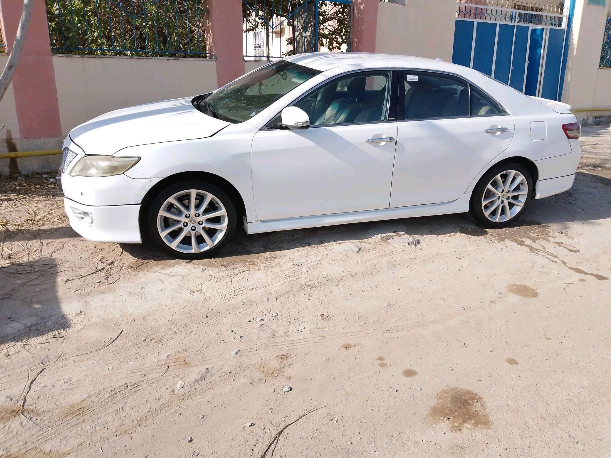 Toyota Camry 2009 - 150 000 TMT - Ак-Бугдайский этрап - img 4