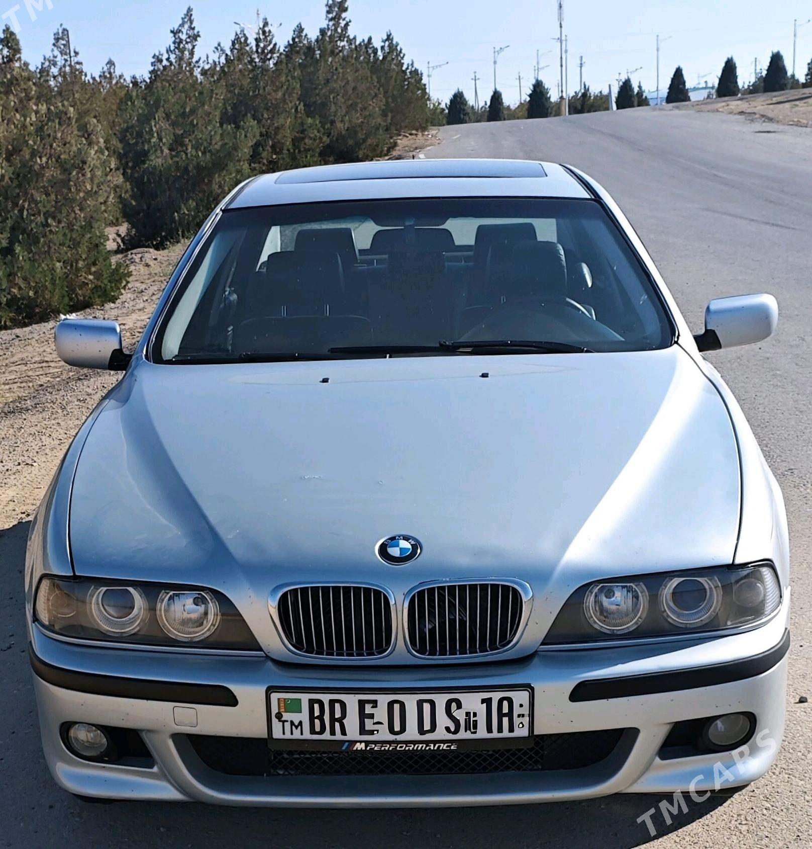 BMW E39 2002 - 105 000 TMT - Ашхабад - img 1