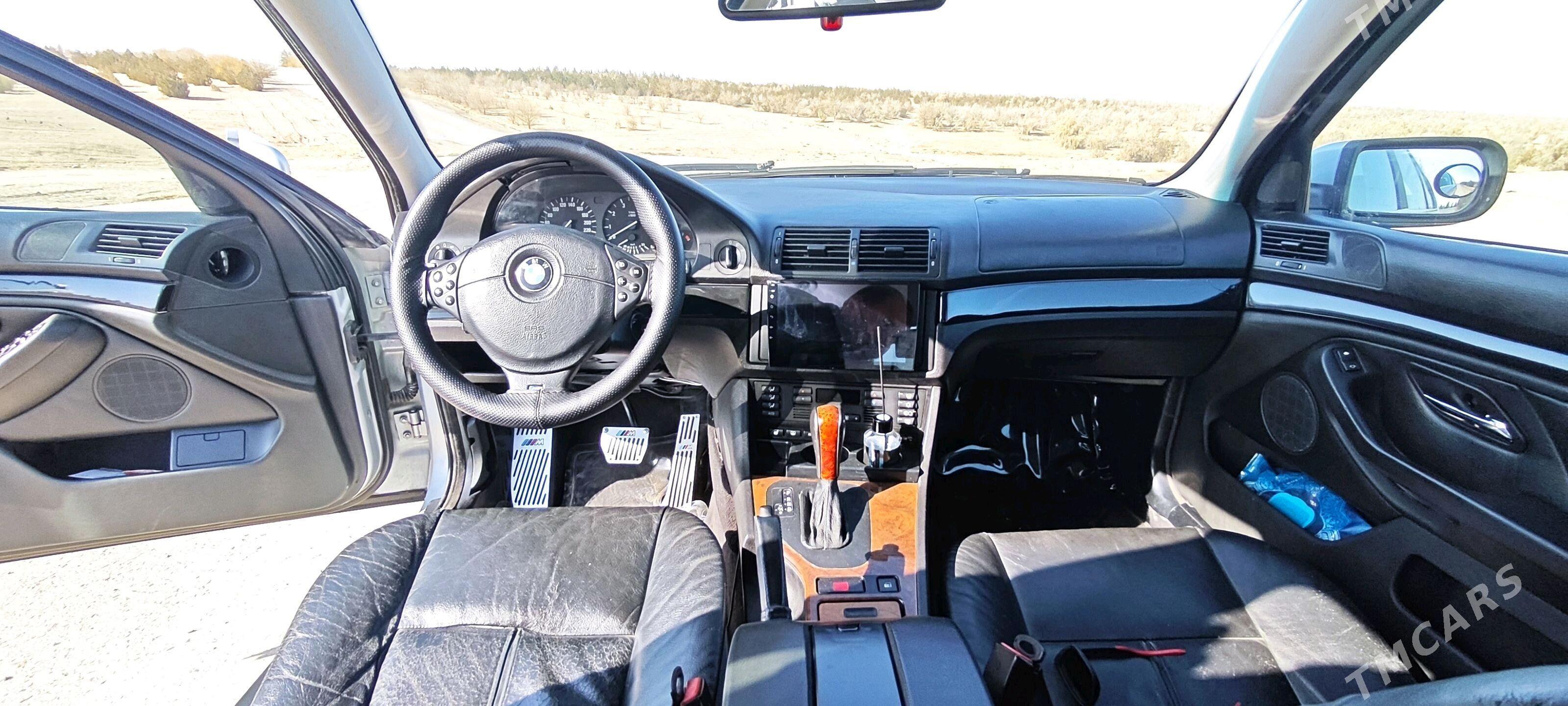 BMW E39 2002 - 105 000 TMT - Ашхабад - img 5