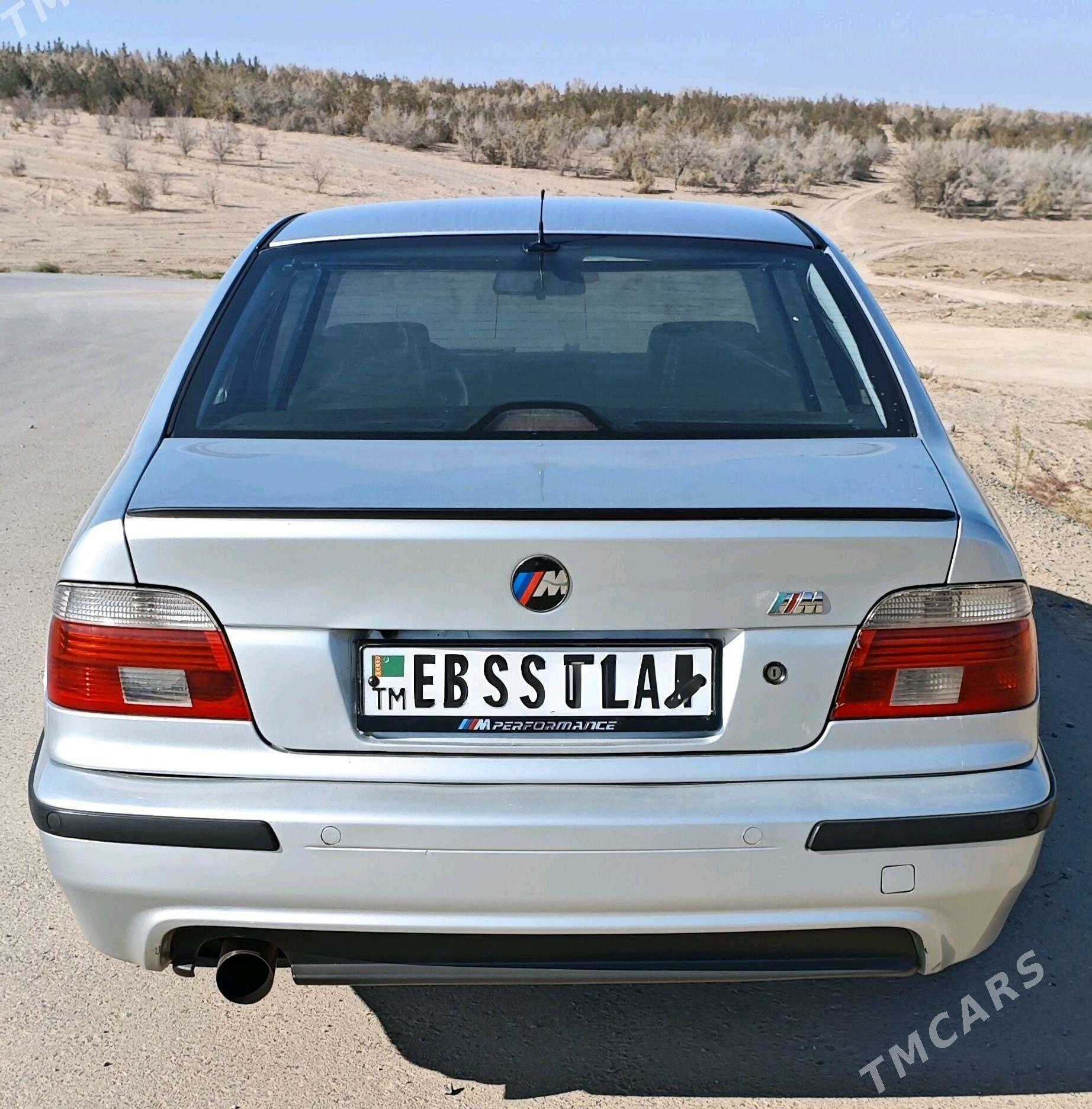 BMW E39 2002 - 105 000 TMT - Ашхабад - img 3