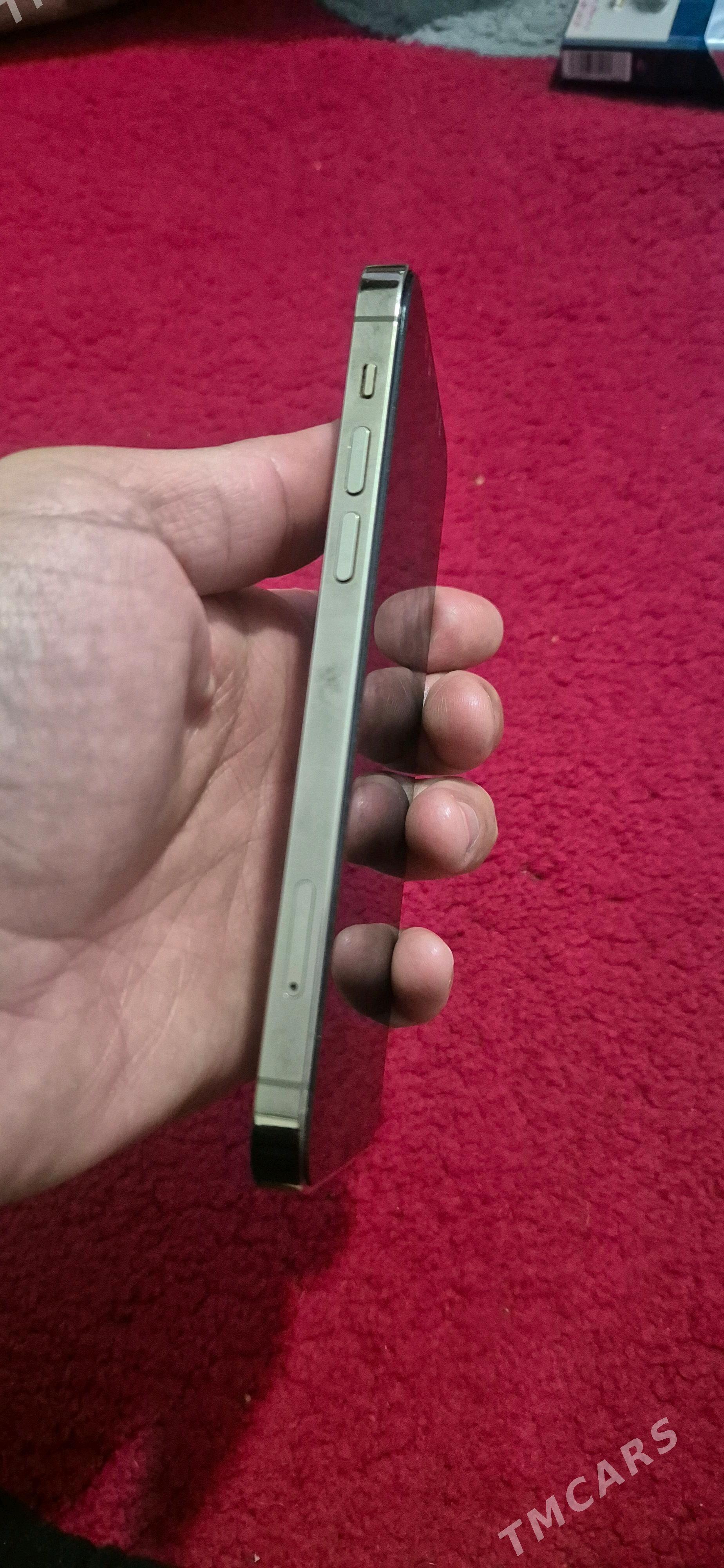 Iphone12 Gold - Bedew - img 5