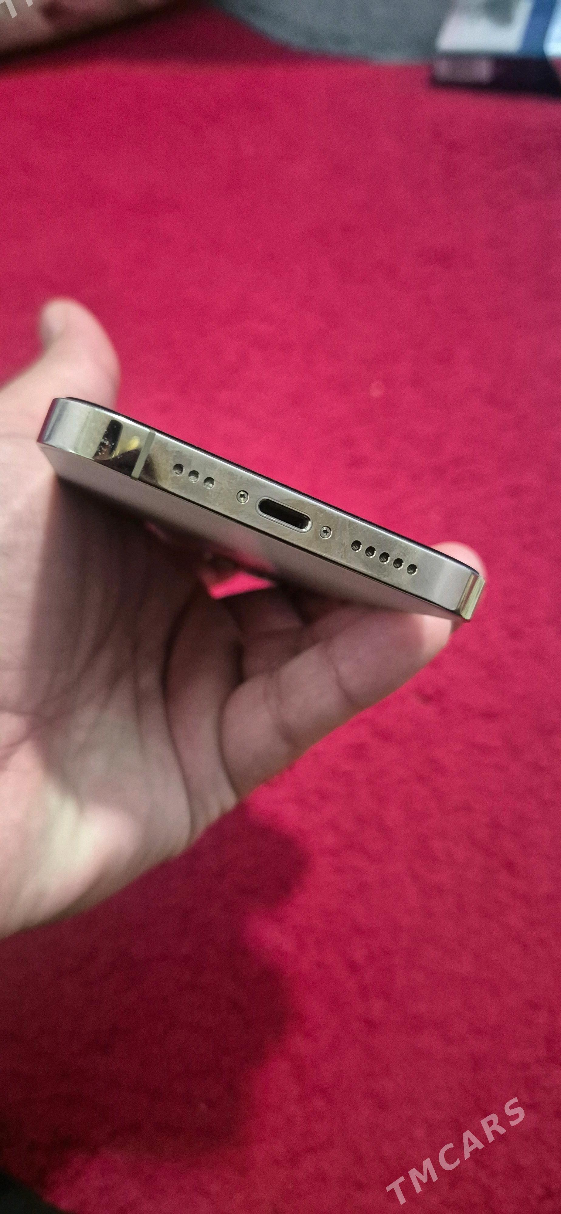 Iphone12 Gold - Bedew - img 3