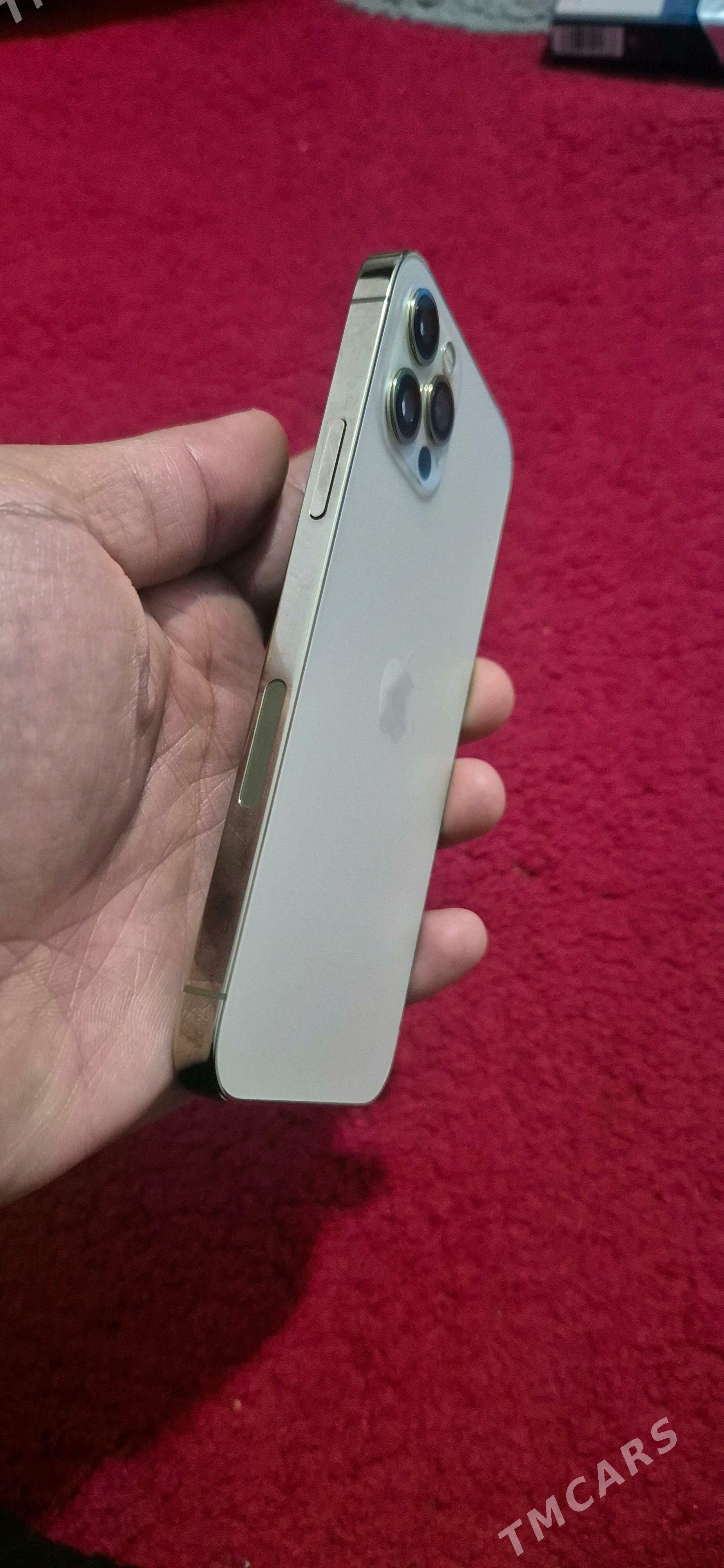 Iphone12 Gold - Bedew - img 2