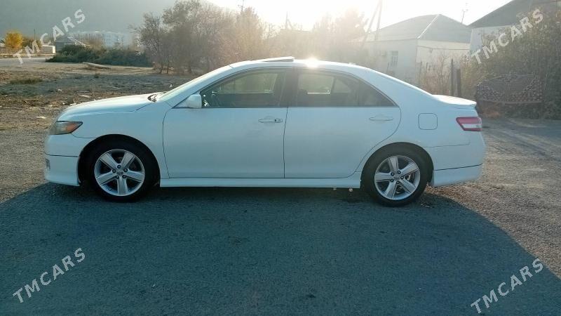 Toyota Camry 2010 - 220 000 TMT - Бахарден - img 7