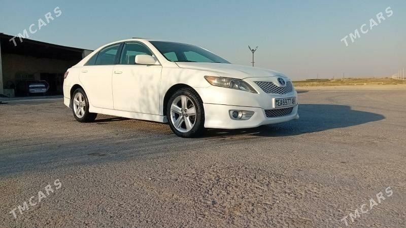 Toyota Camry 2010 - 220 000 TMT - Бахарден - img 5