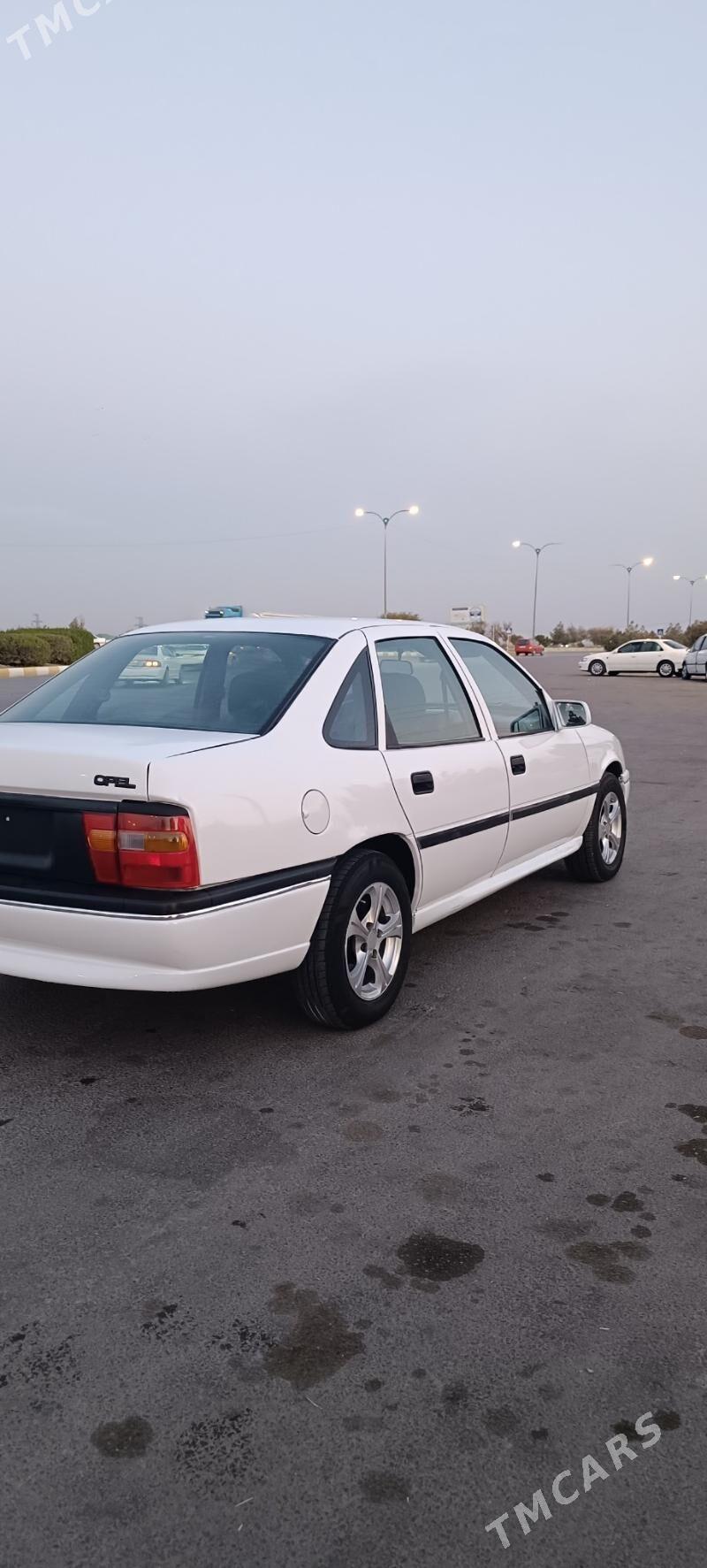 Opel Vectra 1993 - 46 000 TMT - Bäherden - img 6