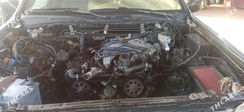Nissan Pathfinder 1997 - 77 000 TMT - Мары - img 1