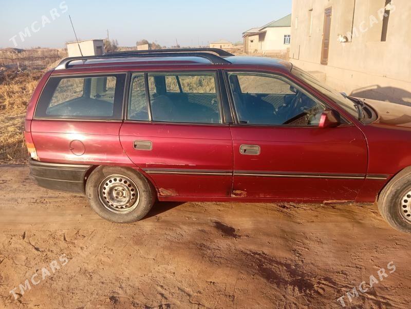 Opel Astra 1992 - 30 000 TMT - Шабатский этрап - img 3