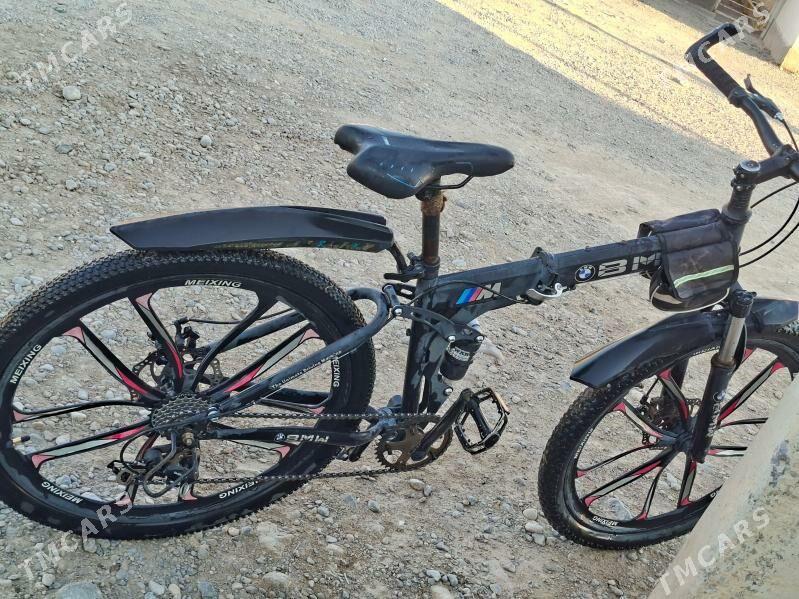 Bmw - Кака - img 1