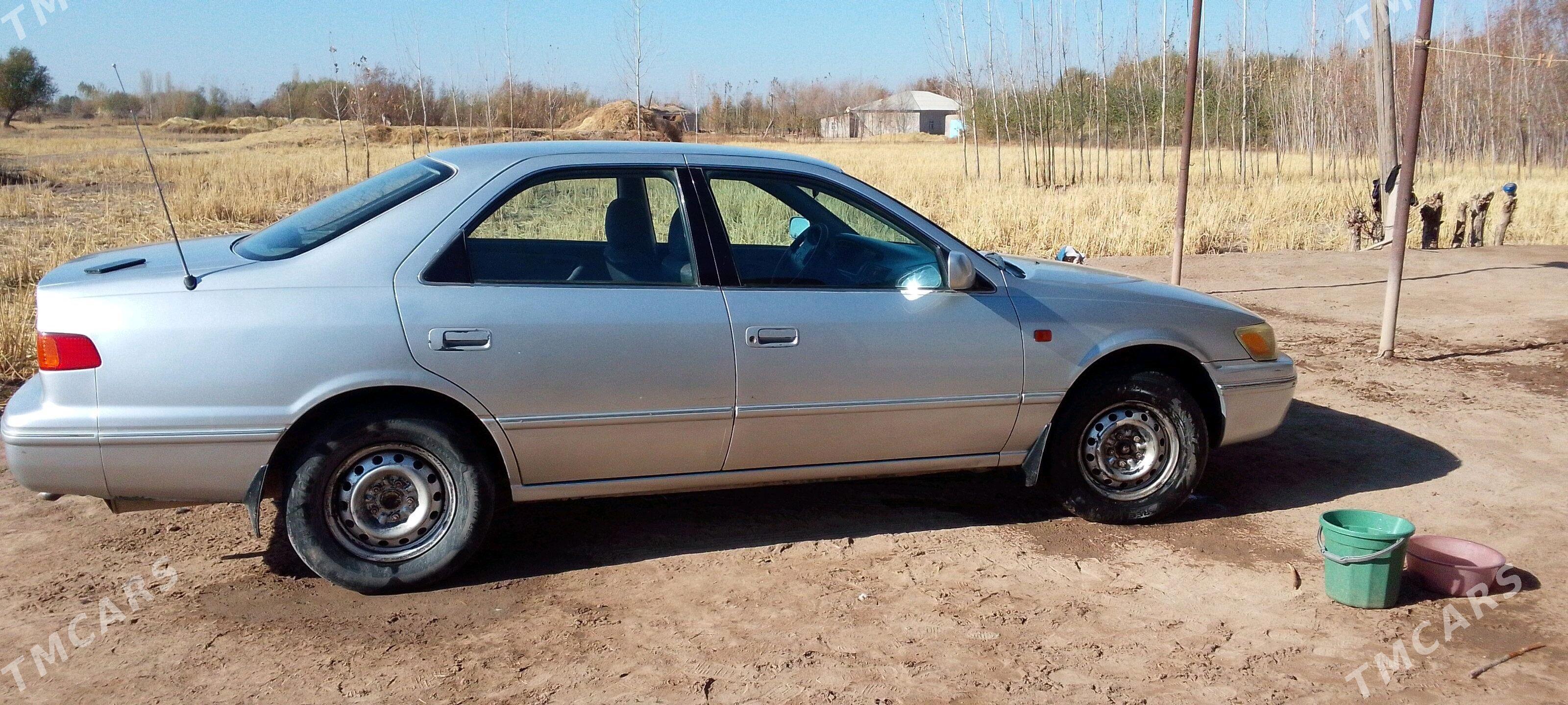 Toyota Camry 2000 - 170 000 TMT - Gubadag - img 1