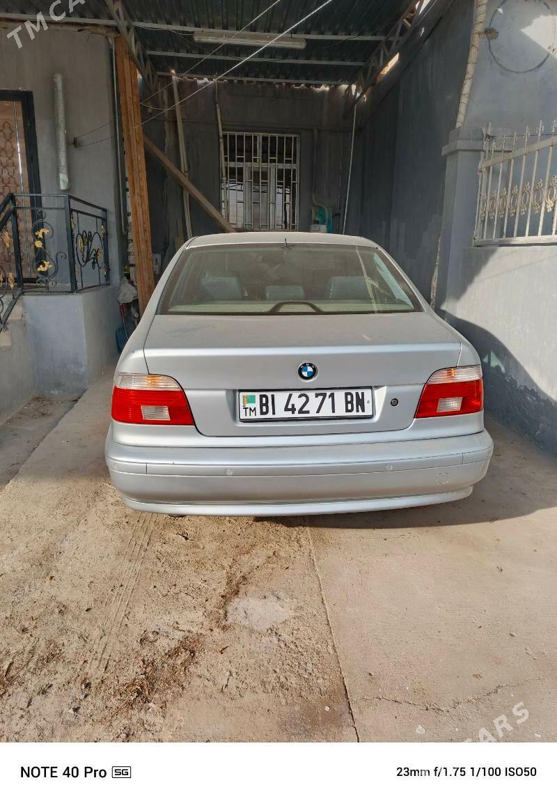 BMW E39 2002 - 100 000 TMT - Туркменбаши - img 3