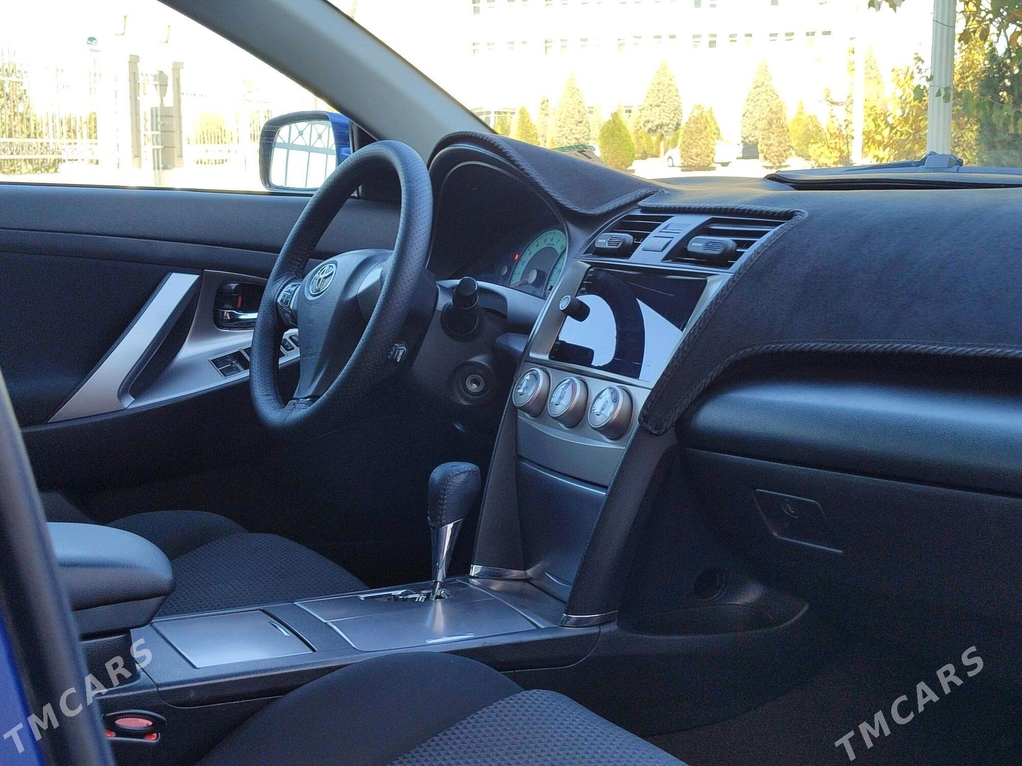 Toyota Camry 2011 - 230 000 TMT - Дашогуз - img 7