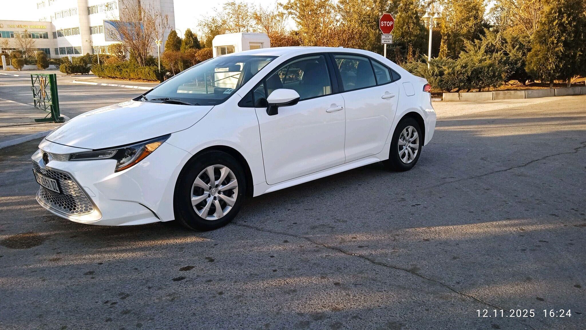 Toyota Corolla 2021 - 239 000 TMT - Дашогуз - img 2