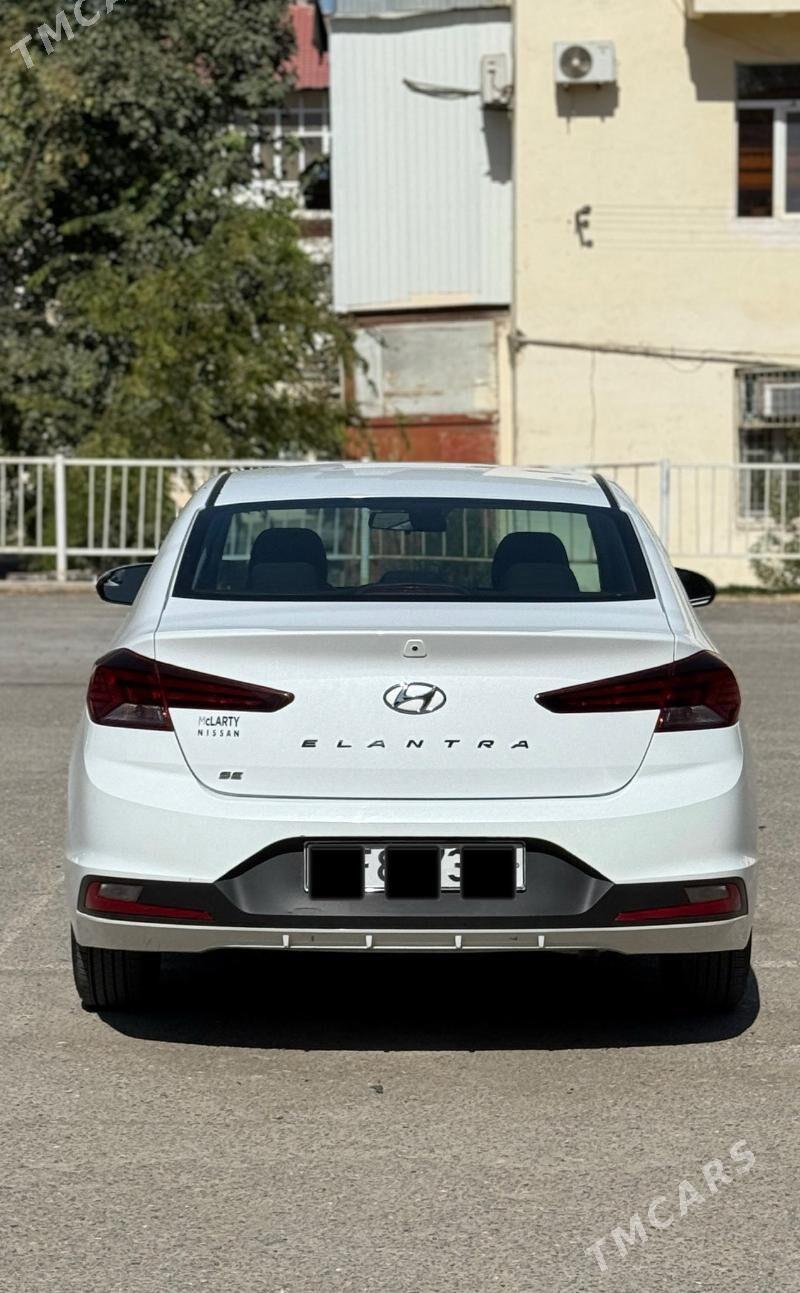 Hyundai Elantra 2020 - 210 000 TMT - Бахарден - img 5