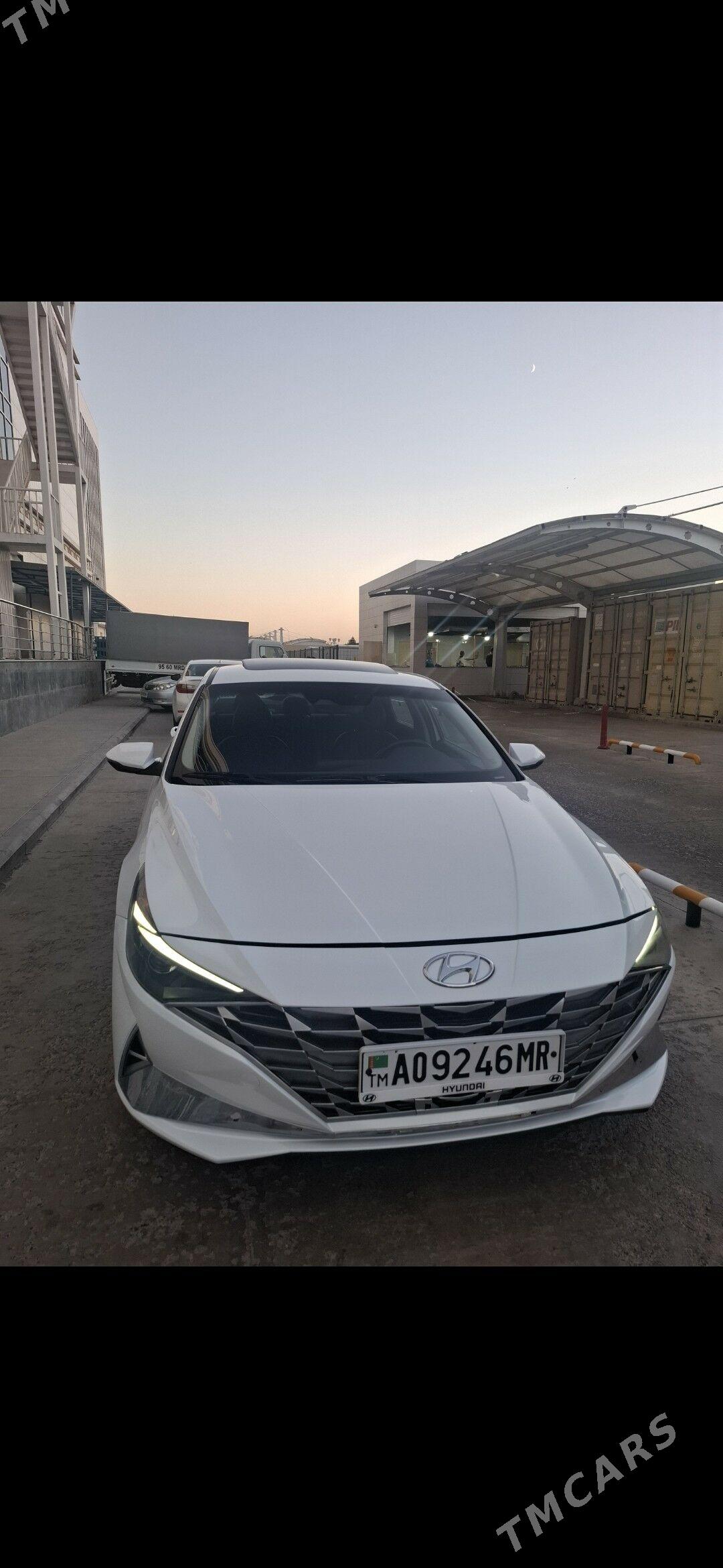 Hyundai Elantra 2022 - 260 000 TMT - Мары - img 1