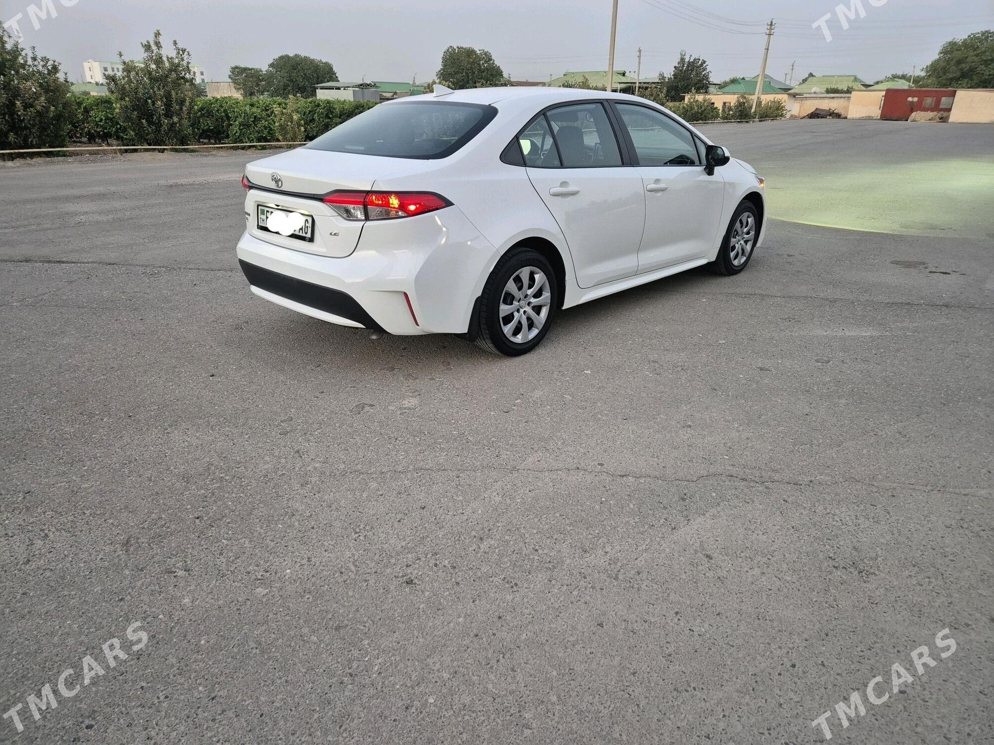 Toyota Corolla 2022 - 245 000 TMT - Büzmeýin - img 3