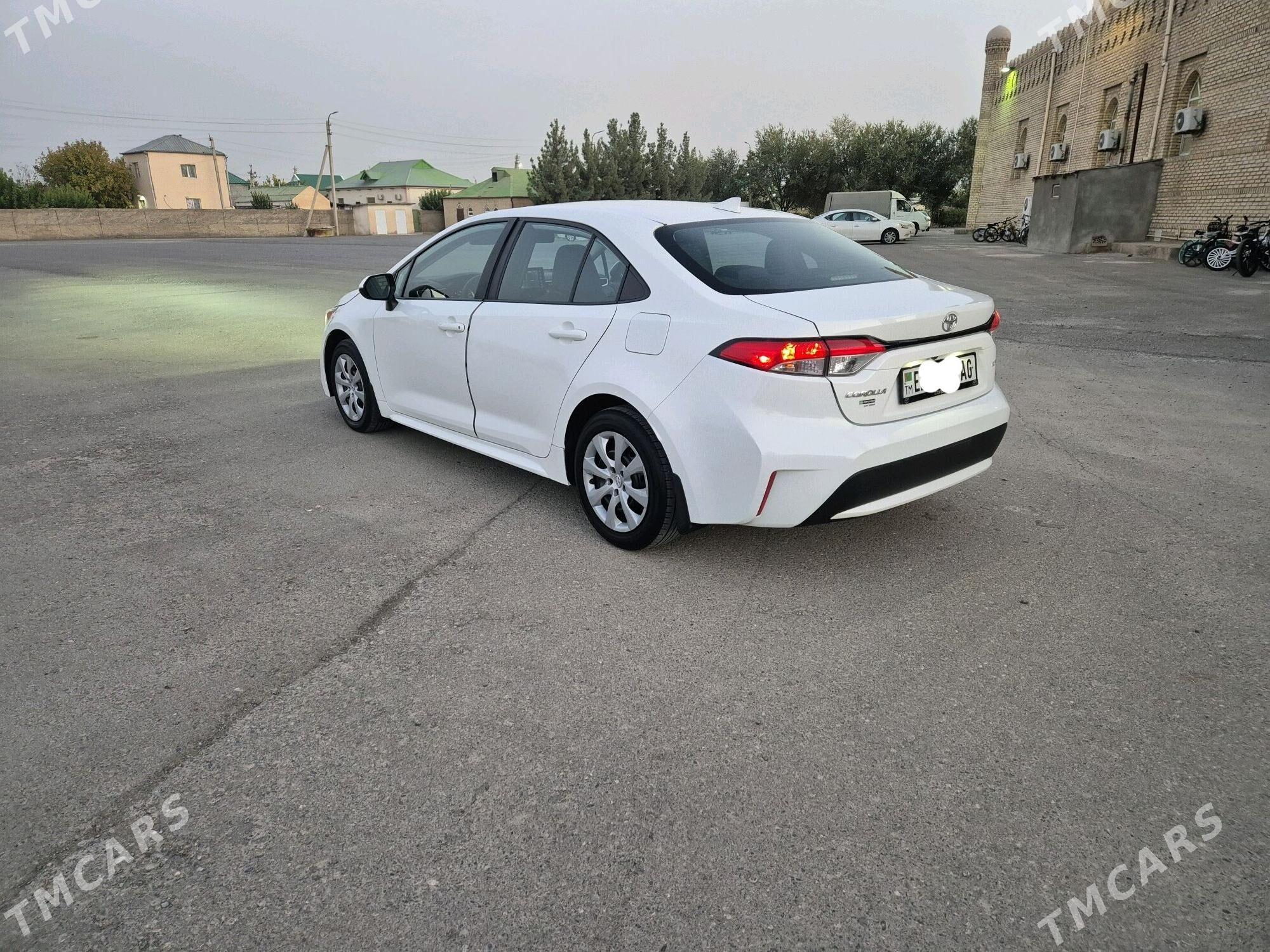 Toyota Corolla 2022 - 245 000 TMT - Büzmeýin - img 4