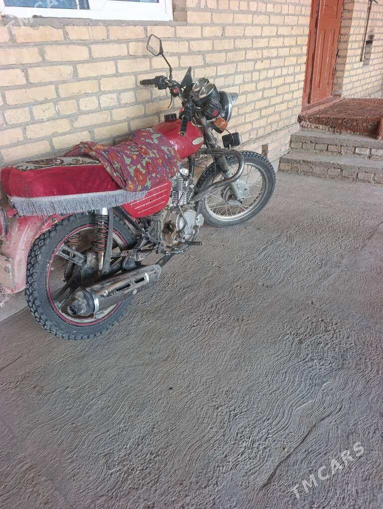 Jawa 300 2025 - 6 000 TMT - Saýat - img 2