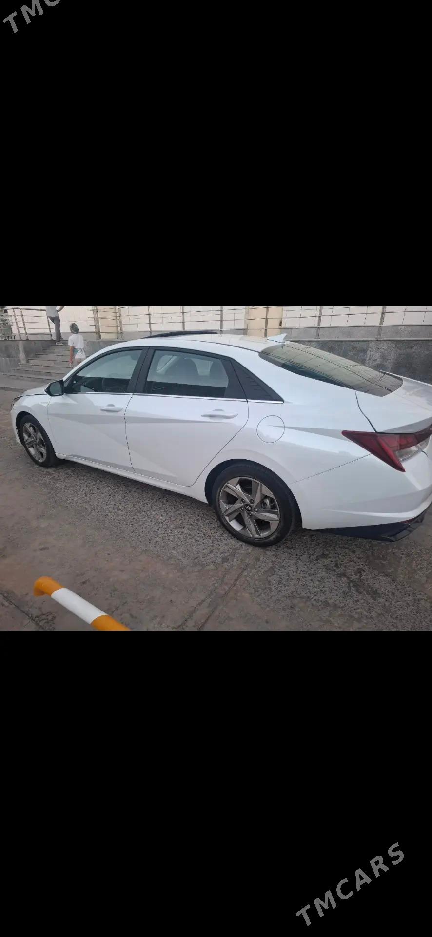 Hyundai Elantra 2022 - 260 000 TMT - Aşgabat - img 3