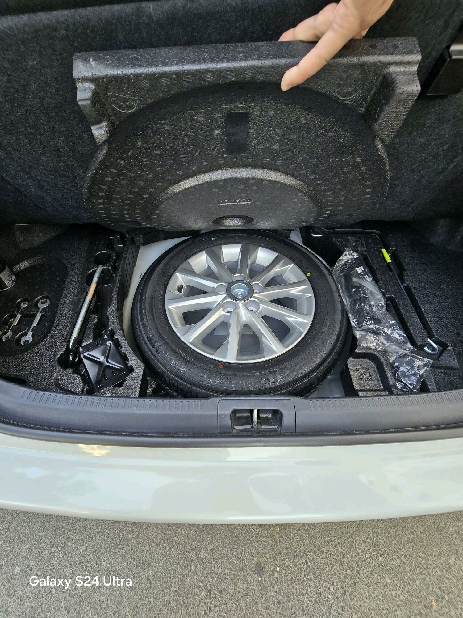 Toyota Camry 2015 - 325 000 TMT - Нефтегаз (ул. Андалиб-Юбилейная) - img 8