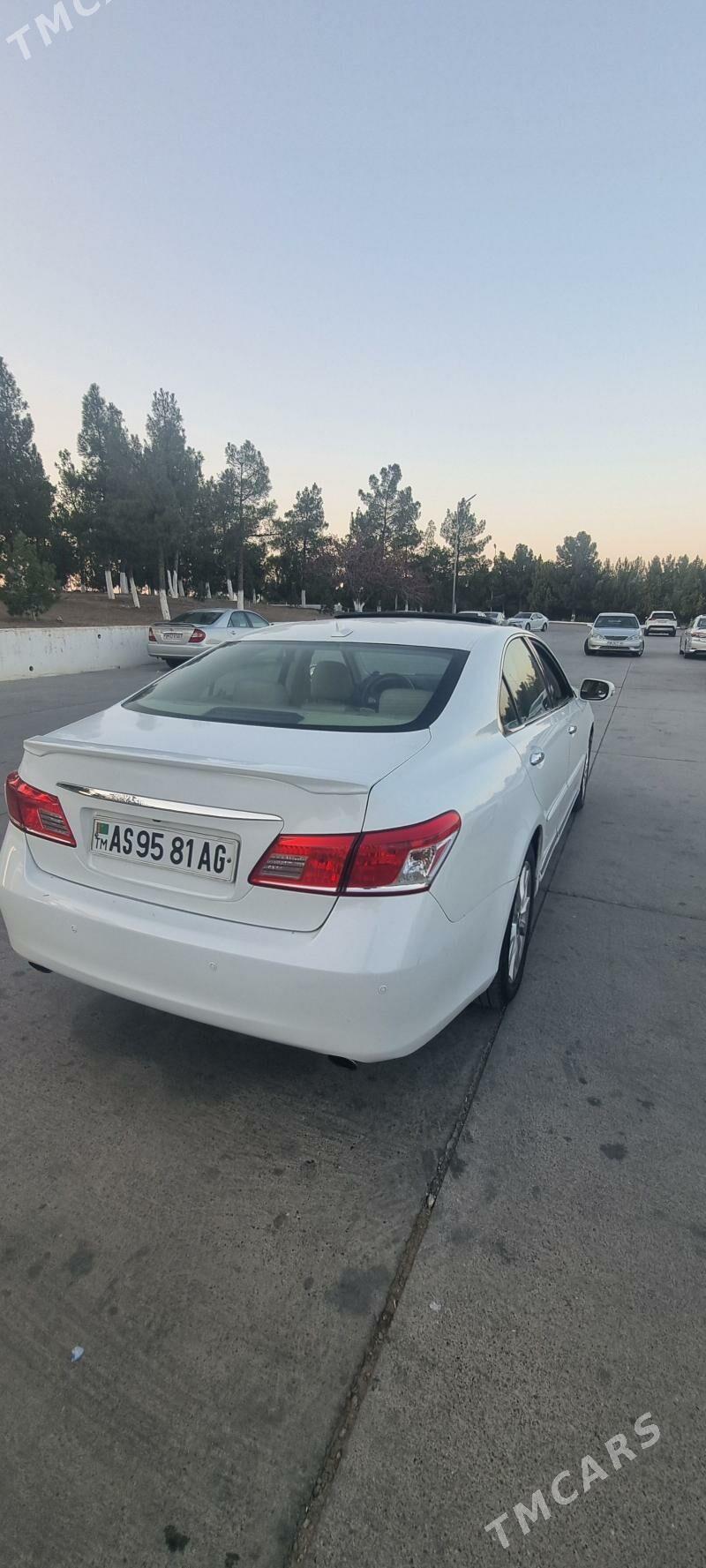 Lexus ES 350 2010 - 260 000 TMT - 6 мкр - img 2