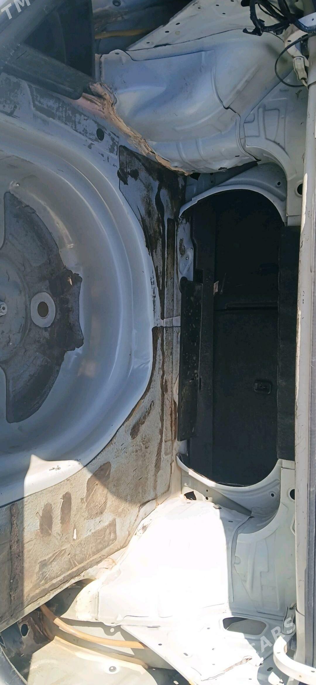 Toyota Camry 2004 - 163 000 TMT - Mary - img 5