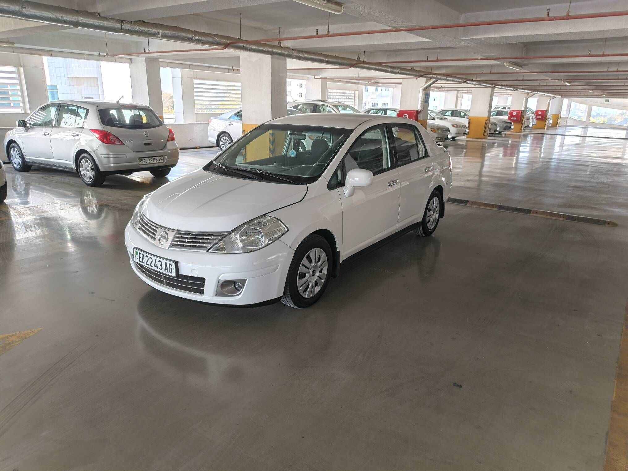 Nissan Versa 2009 - 132 000 TMT - Ашхабад - img 2