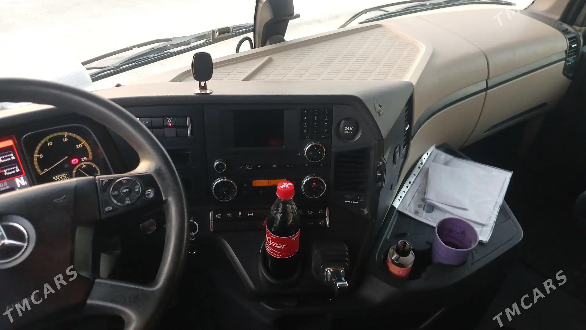 Mercedes-Benz ACTROS 3331 2014 - 800 000 TMT - Arkadag - img 7