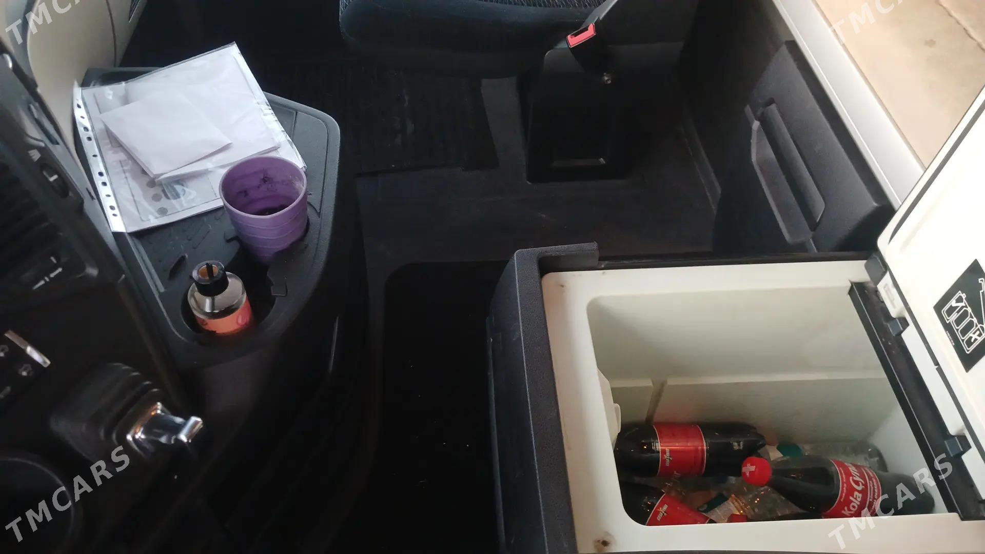 Mercedes-Benz ACTROS 3331 2014 - 800 000 TMT - Arkadag - img 8