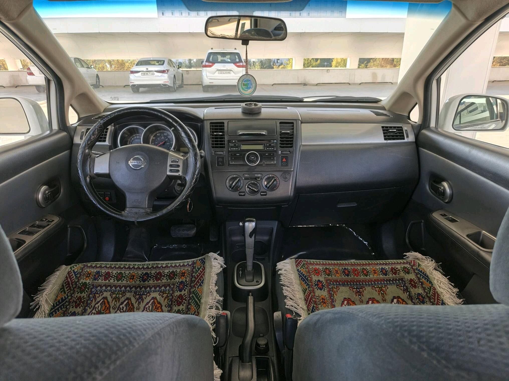 Nissan Versa 2009 - 132 000 TMT - Ашхабад - img 5