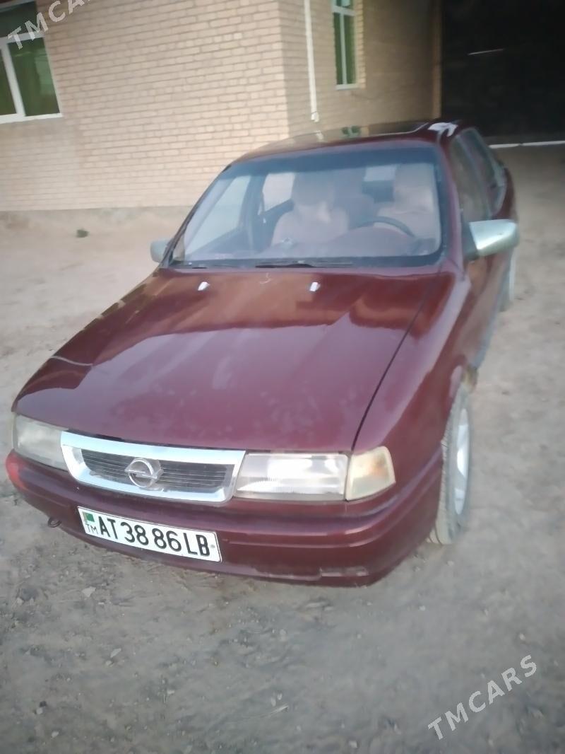 Opel Vectra 1991 - 33 000 TMT - Чарджоу - img 5