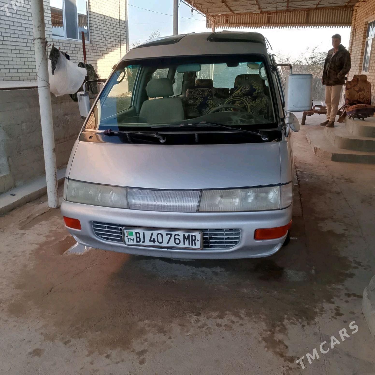Toyota Lite ace 1995 - 30 000 TMT - Каракумский этрап - img 3
