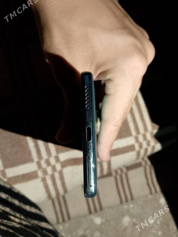 TECNO CAMON 40  - Parahat 4 - img 5