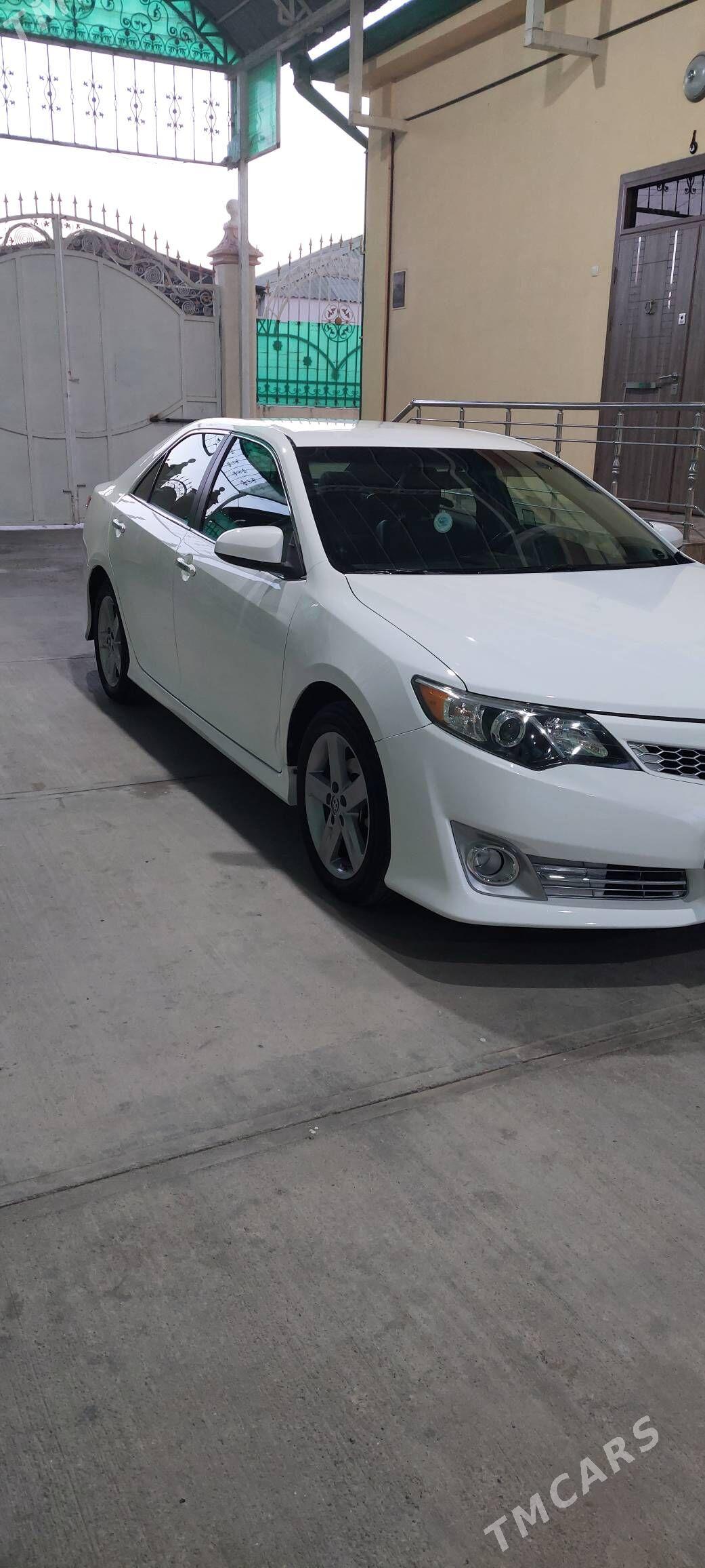 Toyota Camry 2014 - 243 000 TMT - Gypjak - img 2