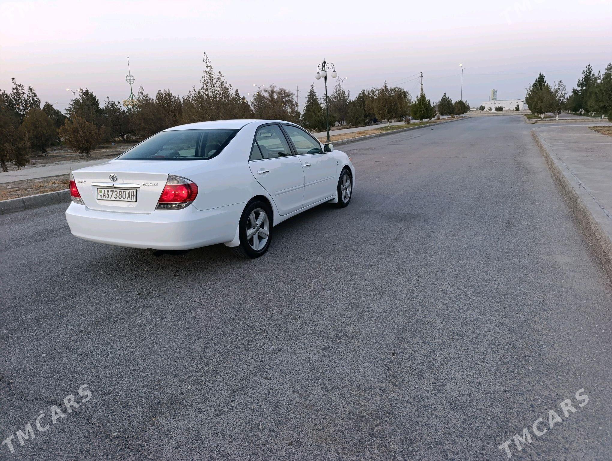 Toyota Camry 2003 - 147 000 TMT - Bäherden - img 5