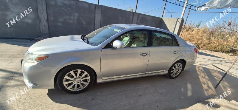 Toyota Avalon 2011 - 300 000 TMT - Дашогуз - img 3