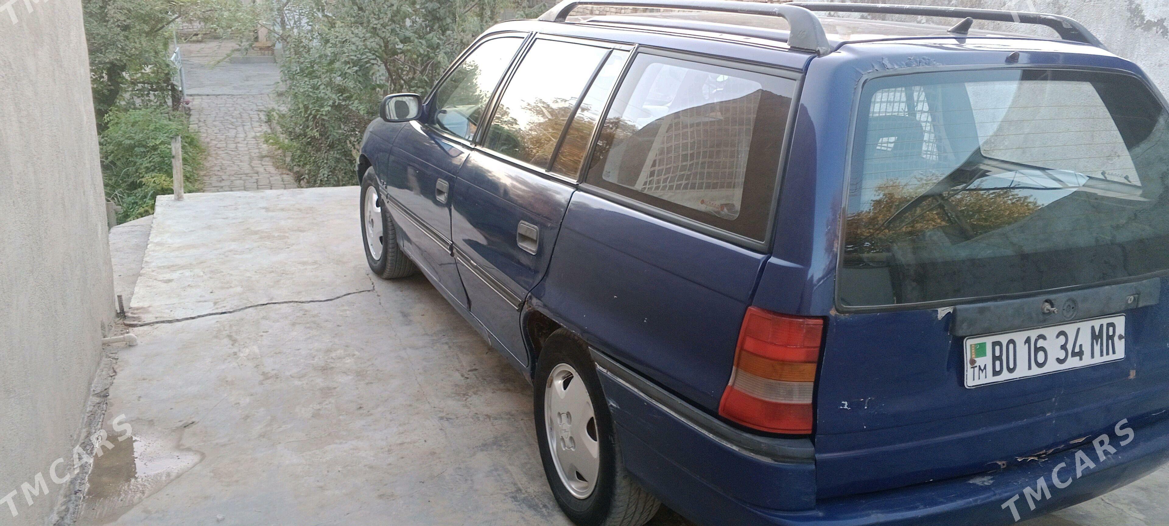 Opel Astra 1993 - 27 000 TMT - Байрамали - img 4