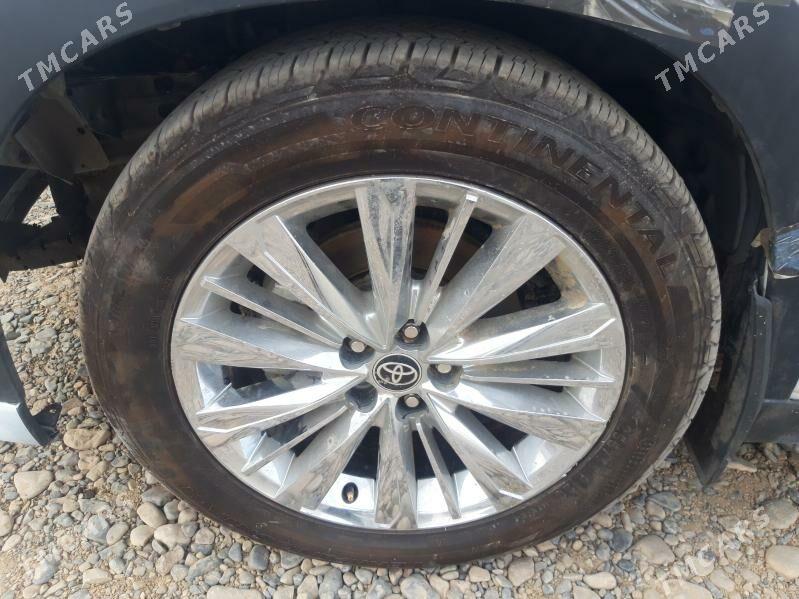 Toyota Grand Highlander 2023 - 640 000 TMT - Мары - img 7
