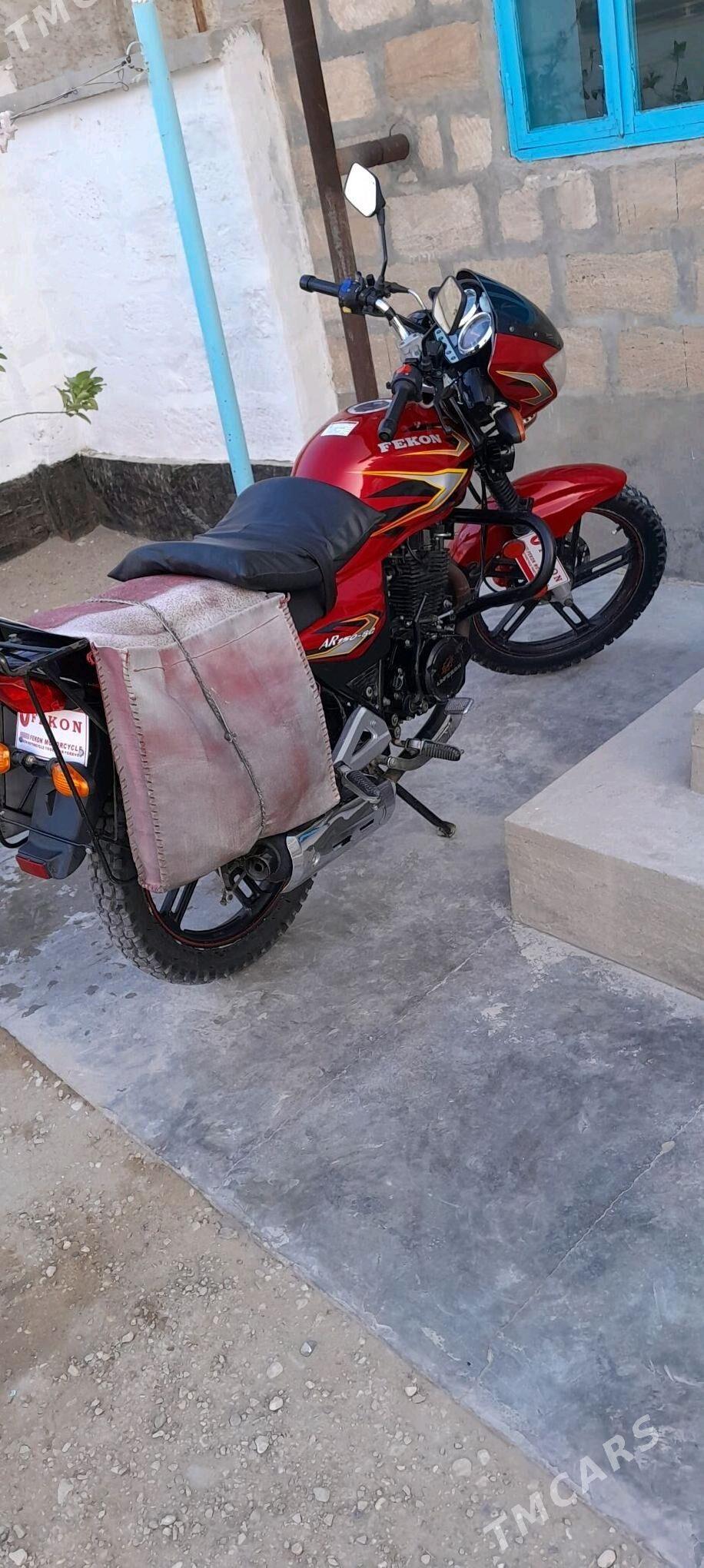 Fekon FK150-8G 2014 - 20 000 TMT - Gumdag - img 1